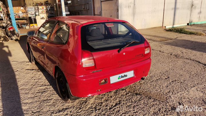 Mitsubishi Colt, 1996