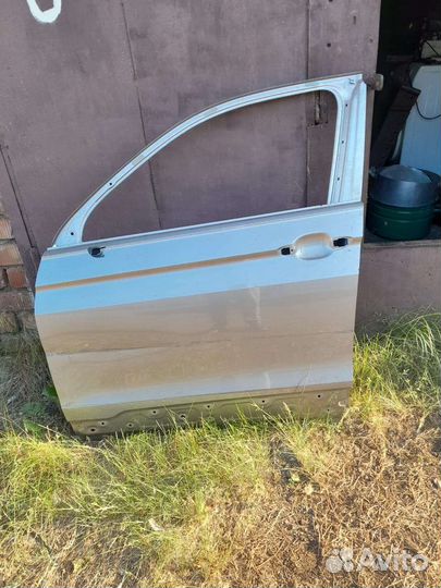 Volkswagen tiguan дверь