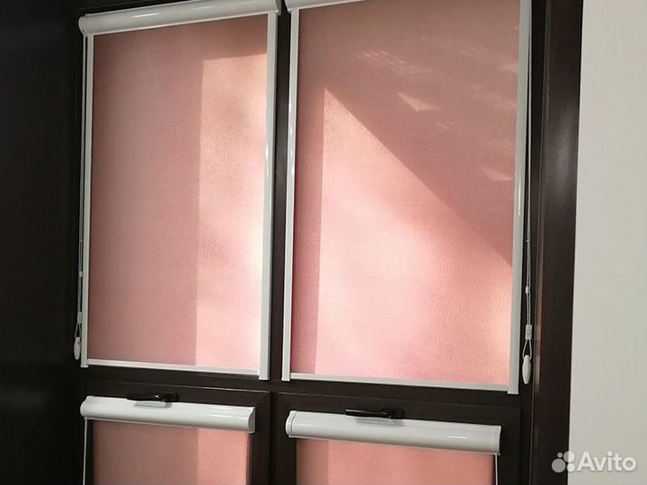 Рулонные шторы на балкон