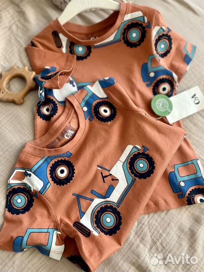 Футболка на мальчика 104 см, 110 см C&A