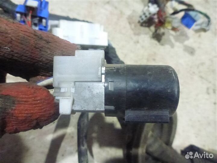 Проводка моторного отсека Nissan Almera N15 GA14