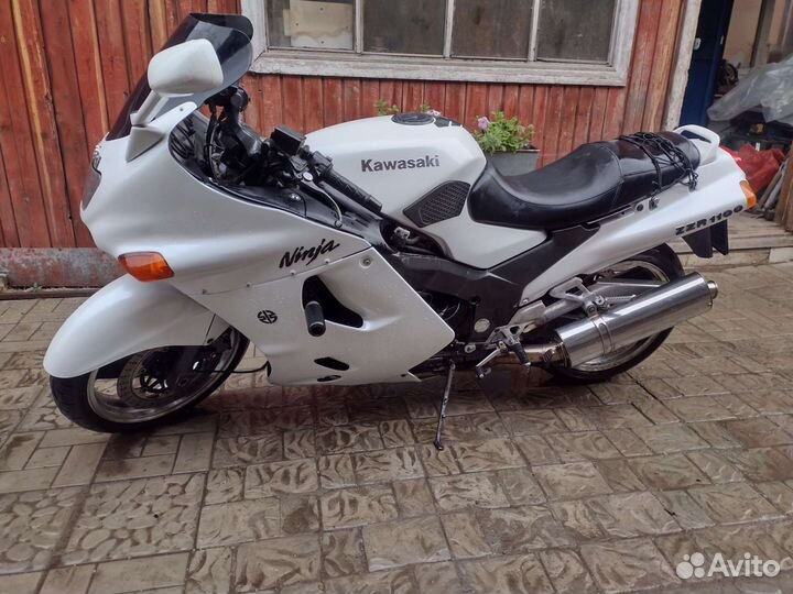 Kawasaki zzr 1100-2 2001г