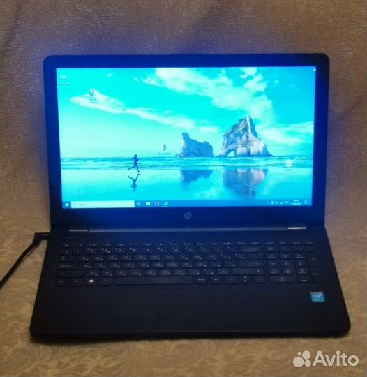 Ноутбук HP 15-bs130ur