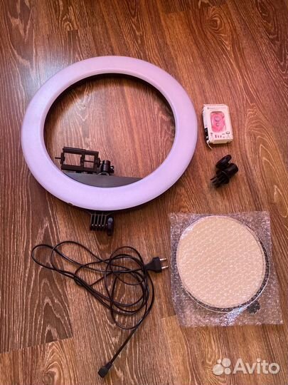 Кольцевая лампа 45 см RL 18 Color штативом