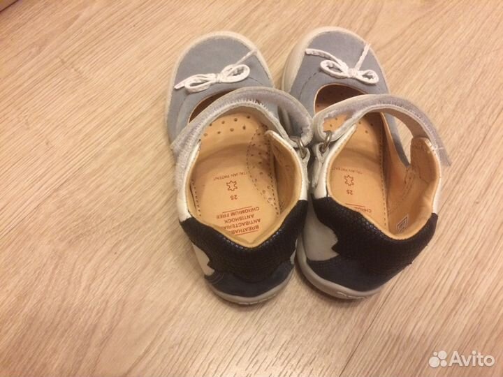 Туфли для девочки фирмы Geox 25 размер (15 см)
