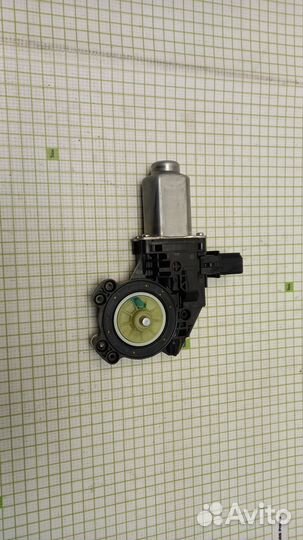 Моторчик стеклоподъемника для BMW