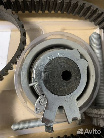 Комплект набор ремень грм, ролики Rapid 2017 1.4