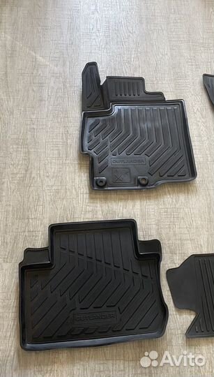 Коврики оригинальные Mitsubishi Outlander 3