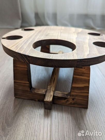 Винный столик