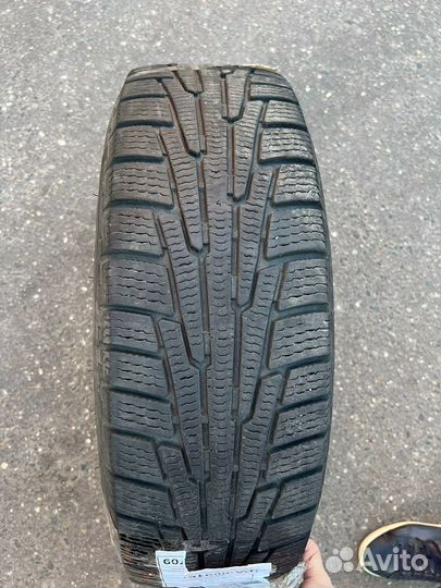 Зимнюю резину 215 70 r16