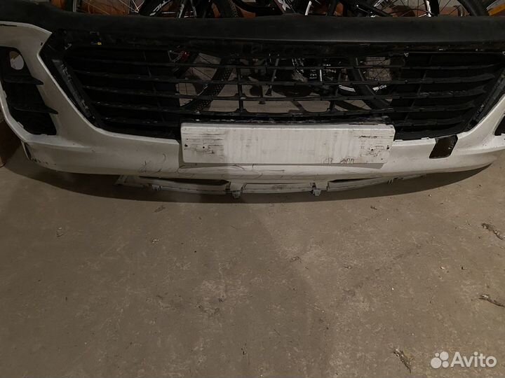 Бампер передний