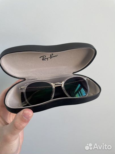 Солнцезащитные очки ray ban