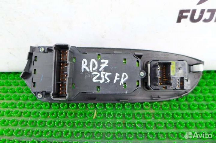 Блок управления стеклоподъемниками передний правый