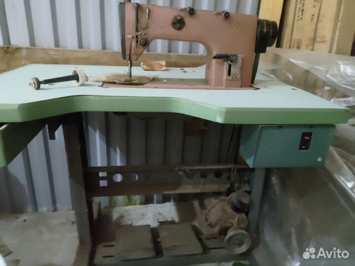 Швейная машина