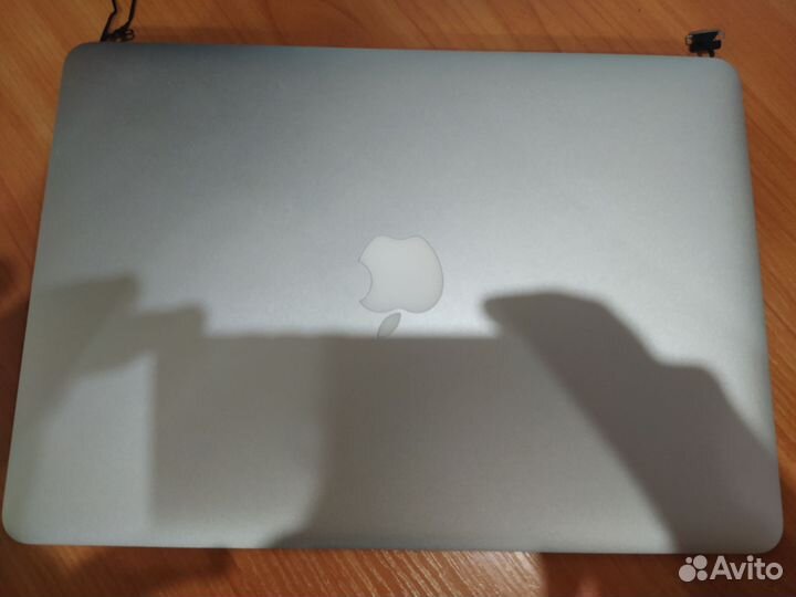 Крышка матрицы MacBook Air