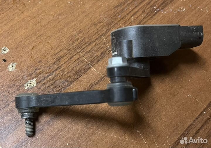 Датчик дорожного просвета задний Audi Q7 4L