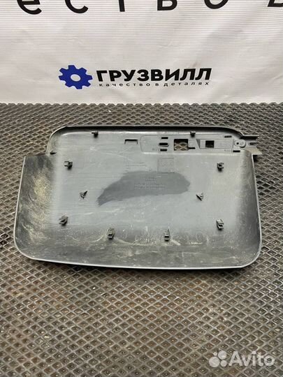 Корпус зеркала наружного правый Renault T 82408481