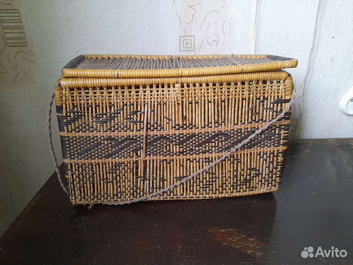 Корзинка плетеная Индонезия 1960 год