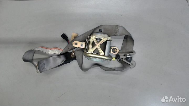 Ремень безопасности Nissan Armada, 2004