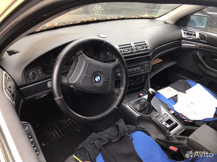 Панель передняя (телевизор) для BMW 5-Series (E39)