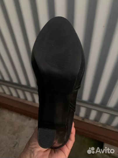 Сапоги женские осенние 37 размер