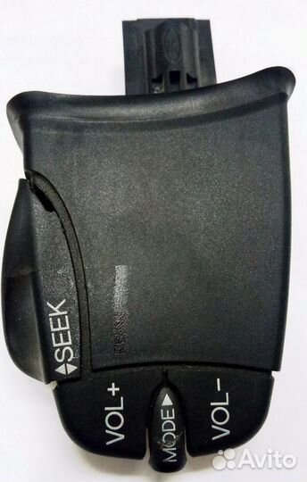 Подрулевое управление магнитолой Ford Fusion