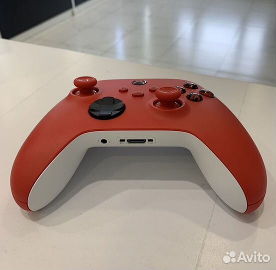 Геймпад Microsoft Xbox Series Red