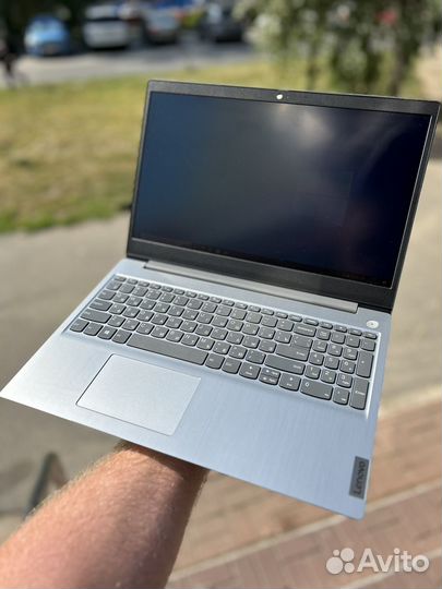 Lenovo IdeaPad 3 15IGL05