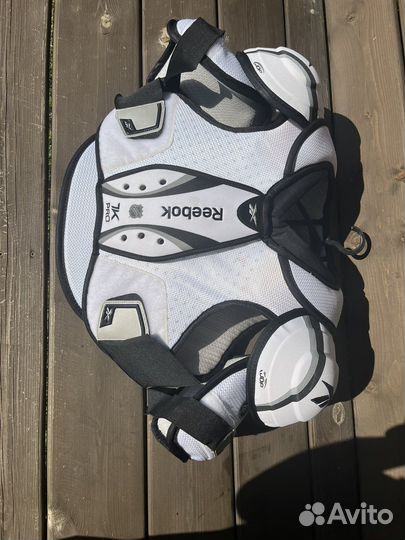 Нагрудник хоккейный jofa, reebok 7k pro stok