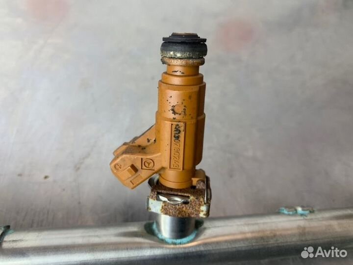 Форсунка Mercedes E-Class W211 M113 5.0I 2003