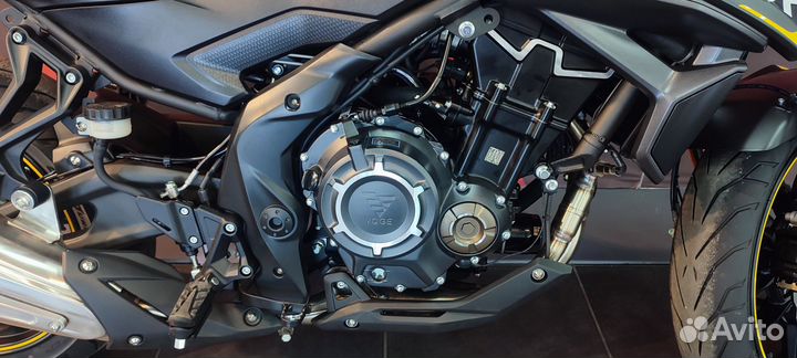 Voge R525