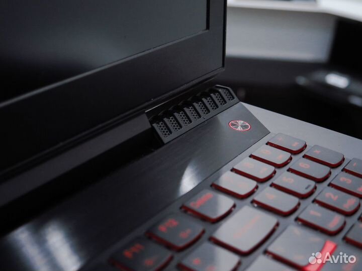 Ноутбук Lenovo i7 8gb GTX1050 4gb ssd+hdd Гарантия