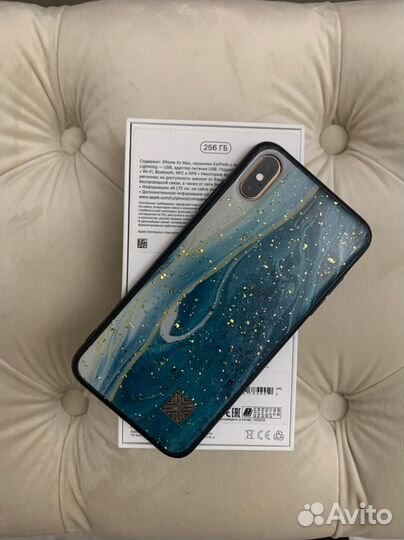 Телефон iPhone Xs max 256 gb