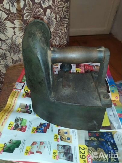 Утюги старинные