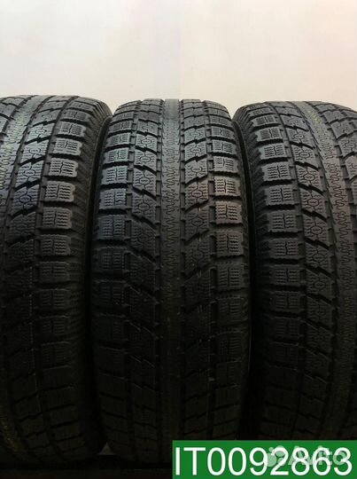 Toyo Observe GSi-5 235/65 R17 101H