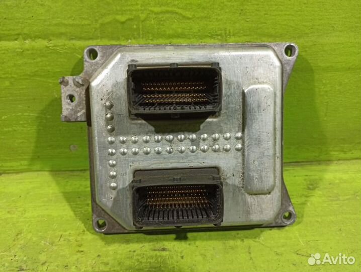 Блок управления двигателем Opel Astra H седан