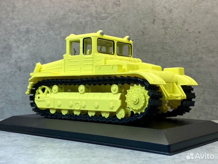 Коллекционная модель дэт-250 Hachette 1:43