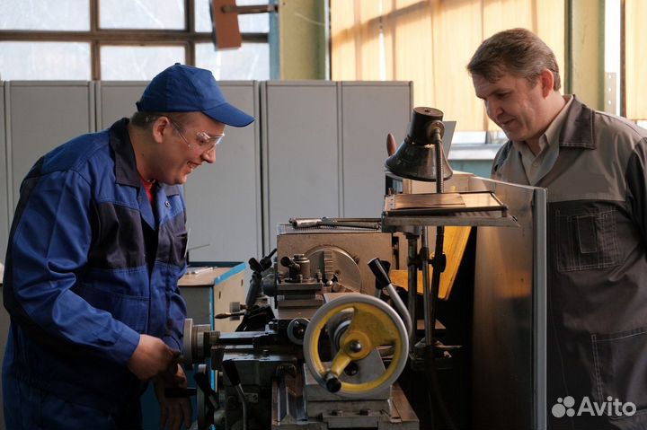 В Курганскую. обл. Станочник широкого профиля вахт