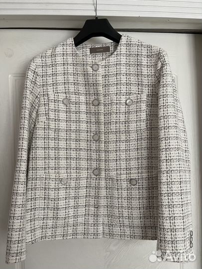 12 storeez костюм S с юбкой L