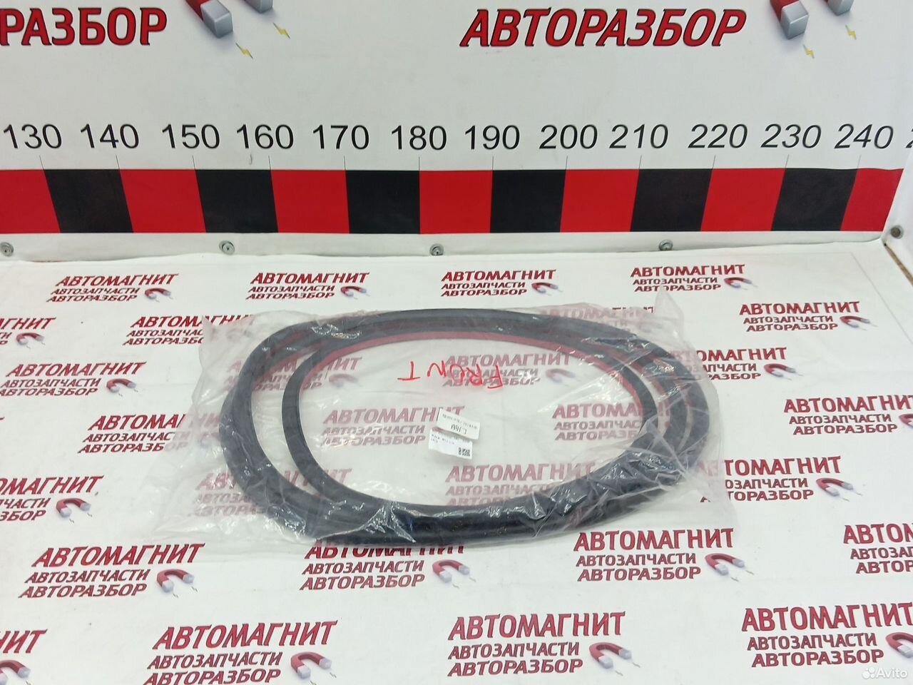 Уплотнитель двери передней левой/правой Lixiang L9