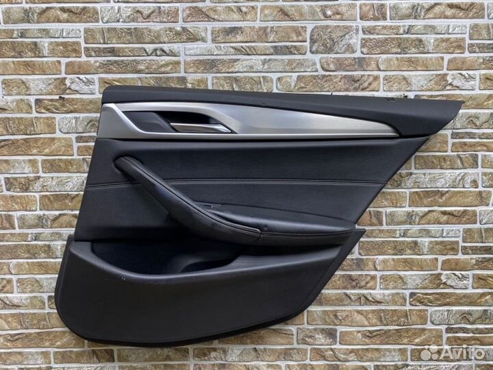 Обшивка боковой двери задняя правая Bmw 5-Series