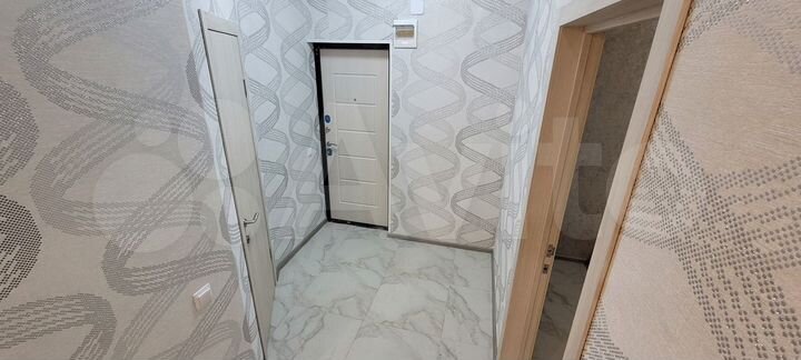 2-к. квартира, 35 м², 1/8 эт.