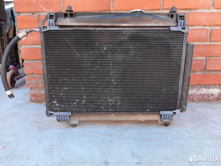 Радиатор кондиционера toyota vitz 2 поколения