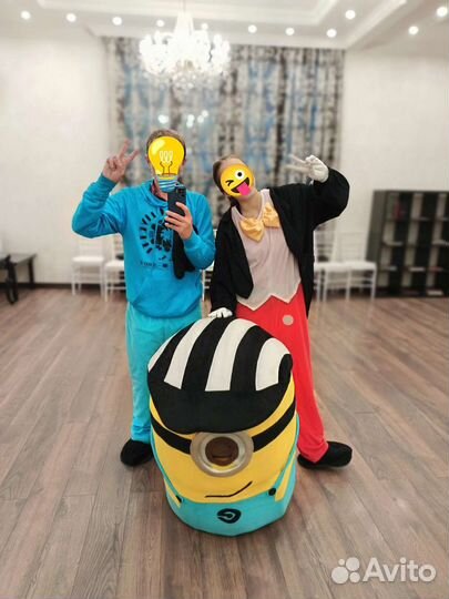 Промоутер, раскладка листовок по ящикам