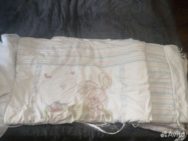 Набор в детскую кроватку
