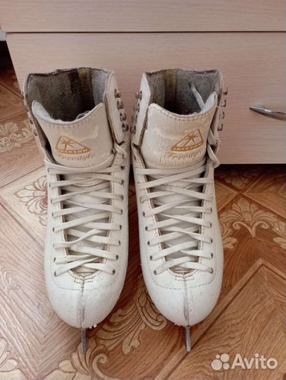 Фигурные коньки jackson freestyle