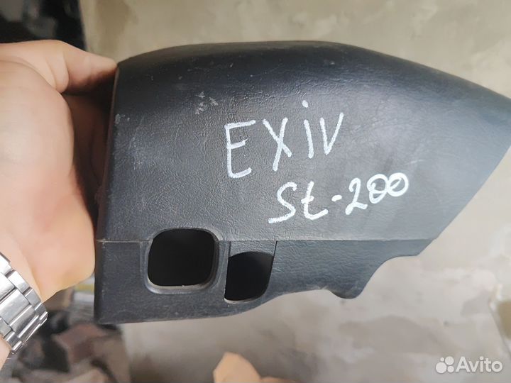 Кожух рулевой колонки toyota exiv ST 200