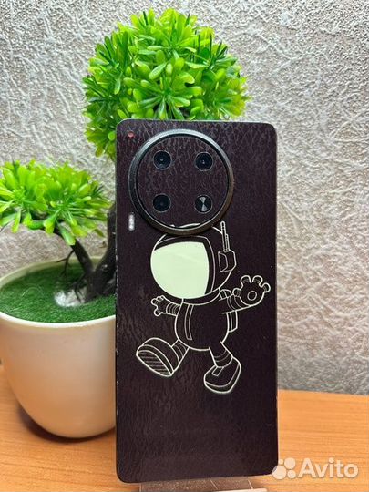 TECNO Camon 30, 8/256 ГБ