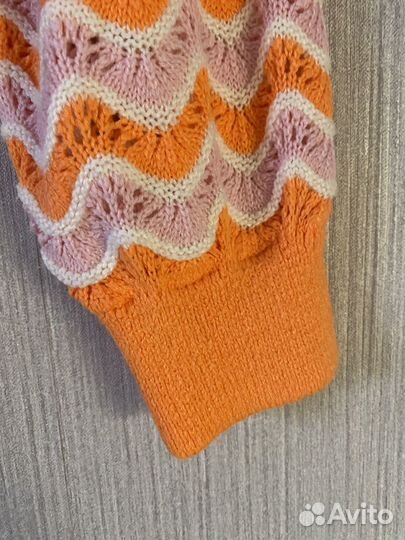 Свитер укороченный hm