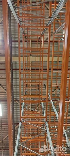 Поперечные балки для паллетных стеллажей